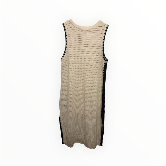 Universal Thread Beige and Black Knit Midi Dress - Picture 2 of 7